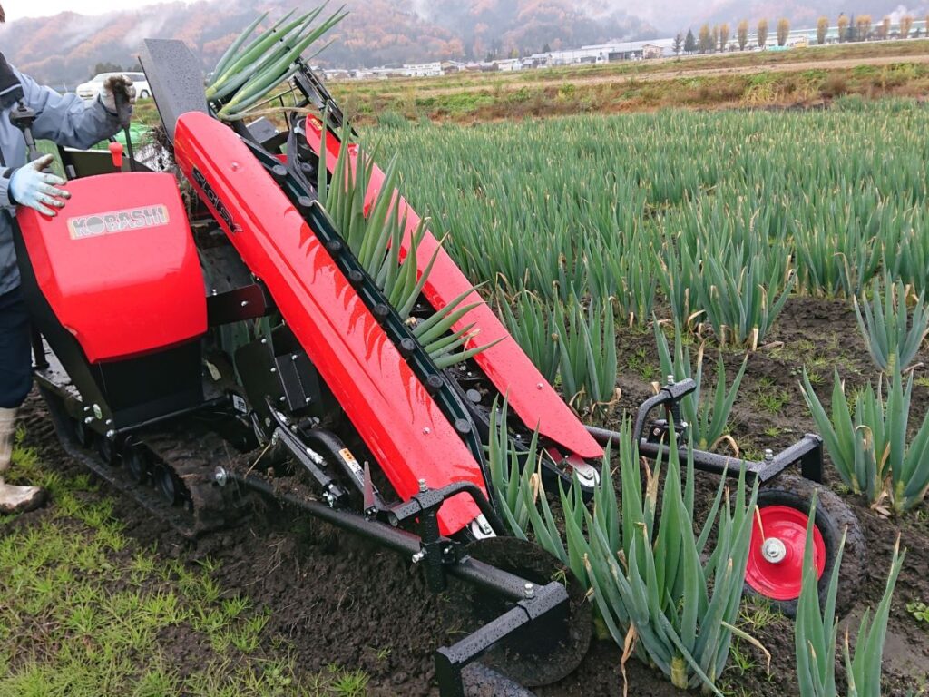 ねぎ収穫機械